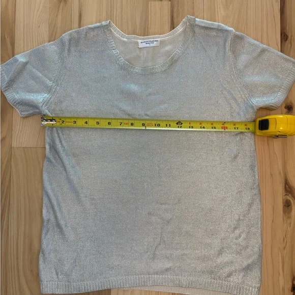 Majesticfilatures Sz Medium Metallic Silver Women’s Sweater Short Sleeve - Picture 7 of 7